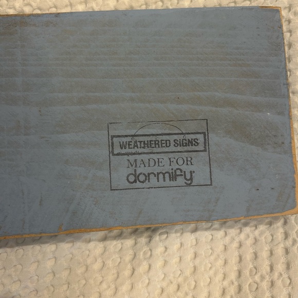 Dormify Hanging Room Sign - Picture 4 of 4